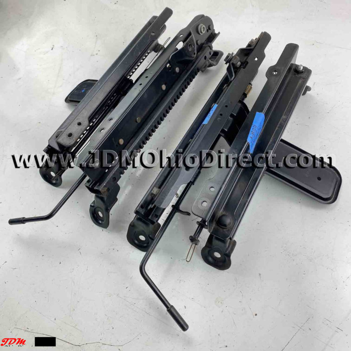 thumbnail image 2 of Porsche 911 912 Seat Mounting Set 1965-1973 | Front Seat Rails Screws Bolts Kit | Missingparts 09114 2 of 6