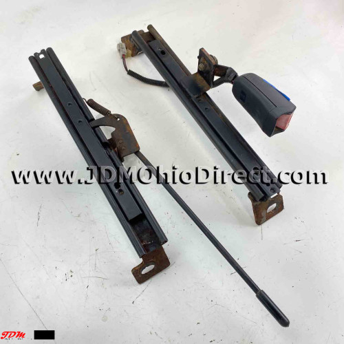 JDM EK9 Civic Right Seat Rail with Buckle